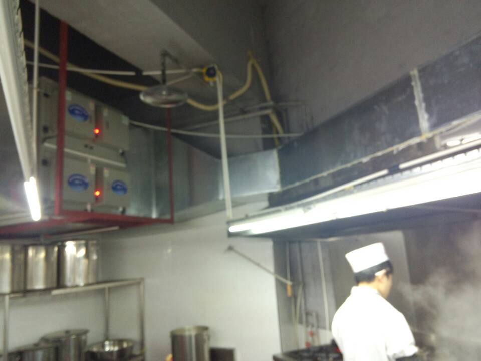 油煙凈化器室內安裝 油煙凈化器室內安裝